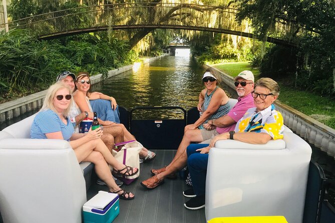 1 Hour Historical Wildlife Tour of The Famous Chain of Lakes - The guides: what good captain-style narration adds