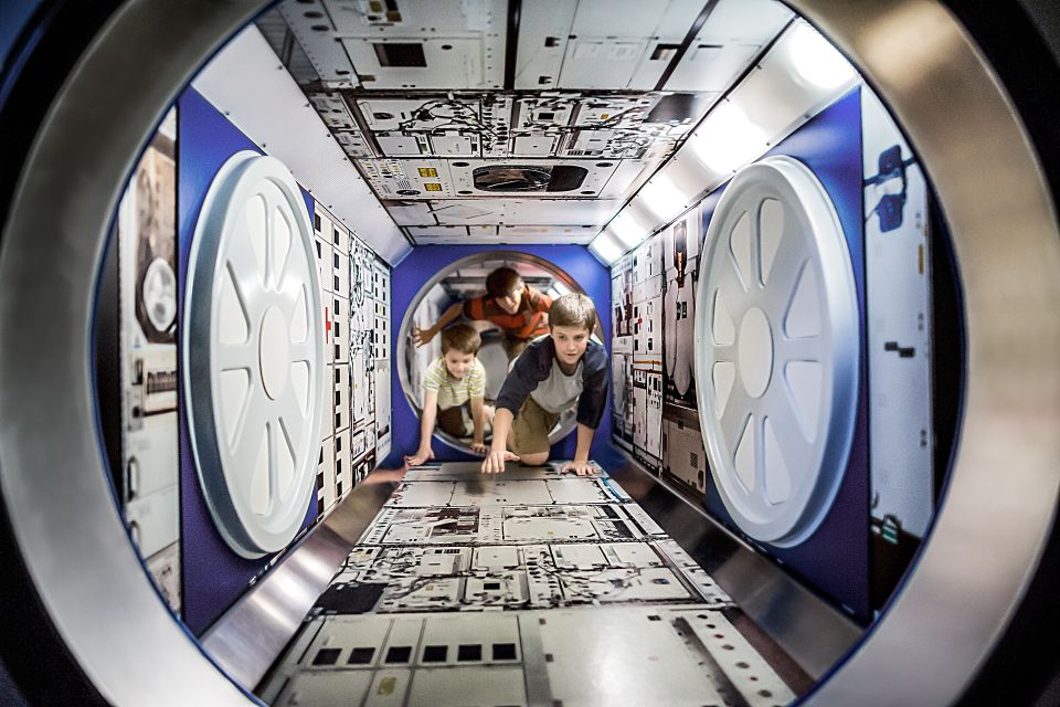 Kennedy Space Center: Chat with an Astronaut with Admission - Meeting the astronaut: breakfast or lunch turns the whole day into a story