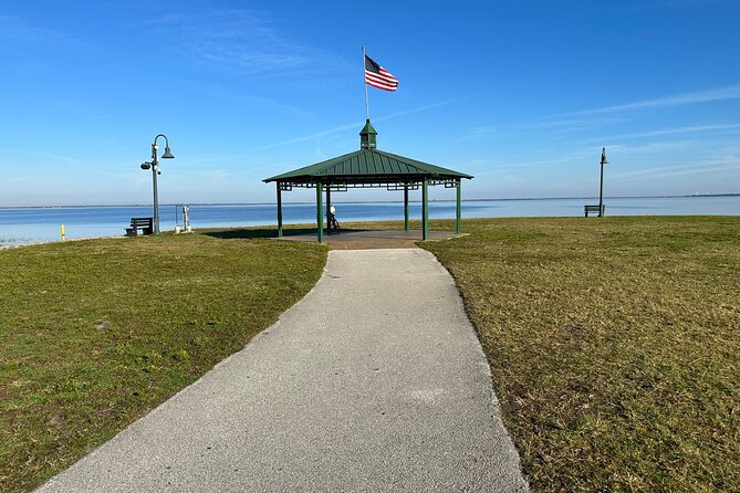 Kissimmee and St. Cloud Beach Tour on All Electric Trike (4 hrs.) - Crabby Bill’s on the Lake and the Downtown St. Cloud Stroll