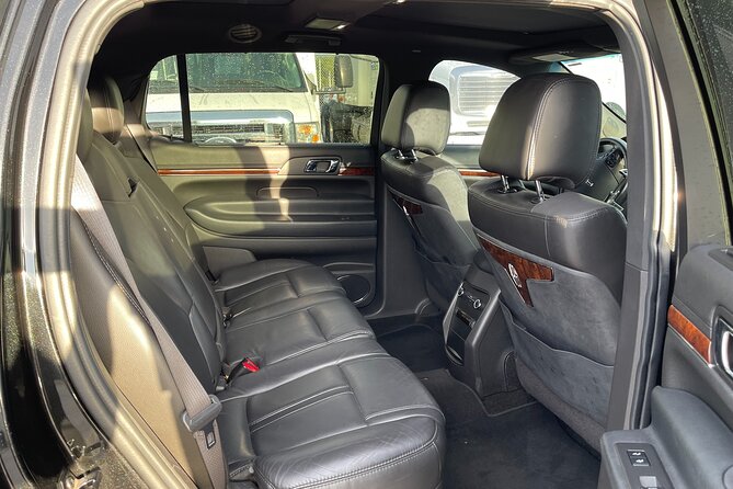 Orlando Airport MCO to Port Canaveral Luxury Sedan - Vehicle expectations: luxury sedan on the booking, but real-world swaps happen