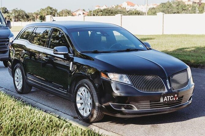 Orlando Airport MCO to Universal Orlando Resort Private transfer - Entering MCO: Where You Actually Meet the Driver