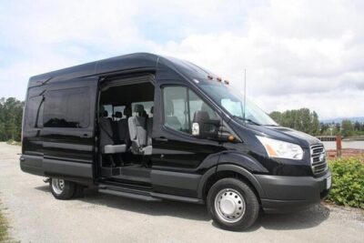 Orlando Airport to Downtown | Lake Buena Vista Private Transfer - The Meet-Up System at MCO: How You Find the Driver