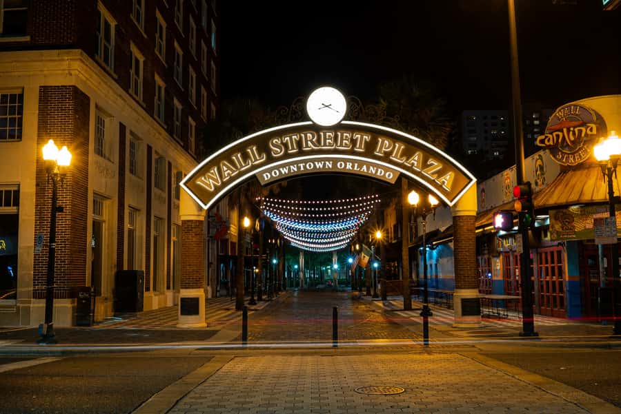Orlando Haunts: Ghouls and Ghosts Tour - UFO Sightings and Alien Encounters Tied to Florida’s Reports