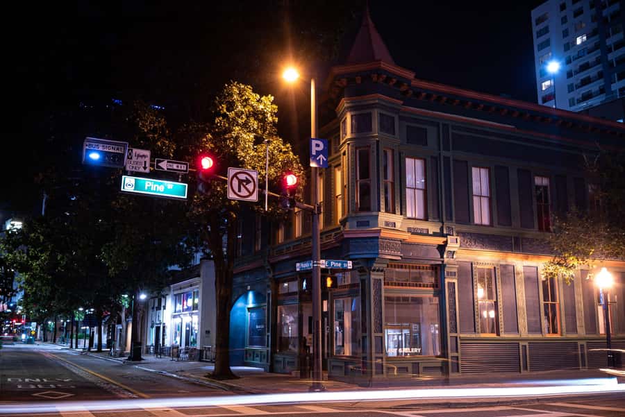Orlando Haunts: Ghouls and Ghosts Tour - The Ted Bundy Ghost Thread: Notorious Name, Local Legend Style