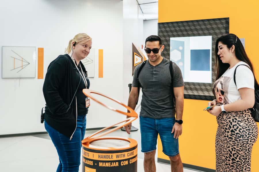 Orlando: Museum of Illusions Admission Ticket - Science Meets Play: Why Your Brain Misreads What You See