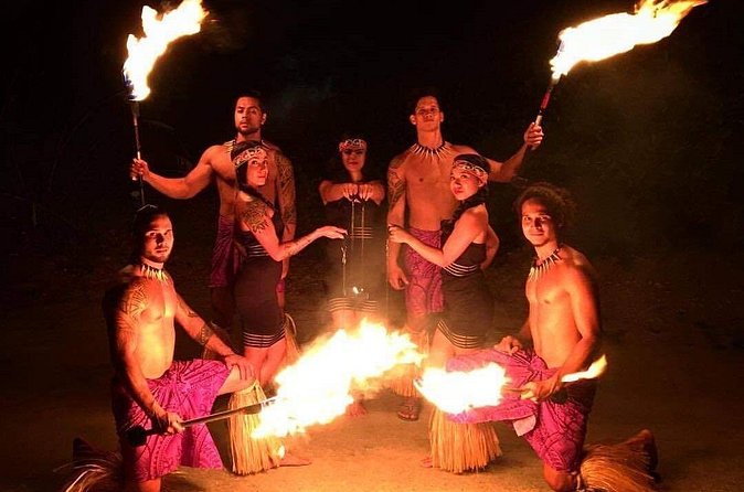 Orlando Polynesian Fire Luau and Dinner Show Experience - A 6:00 pm Polynesian Fire Luau night plan that actually flows