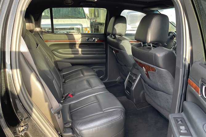 Port Canaveral to Orlando Airport MCO Luxury Sedan - Best for: Families, Couples, and Anyone With a Tight Flight Window