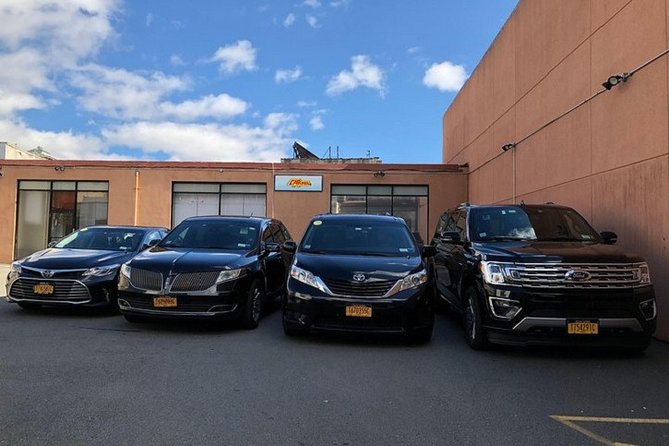 Private Arrival Transfer from Orlando Airport MCO - Vehicle Size and Group Math: Sedan vs SUV
