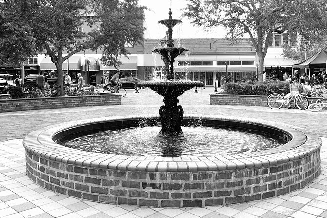 Sanford Ghost Tour - Pace and group size: comfortable, capped, and easy to follow