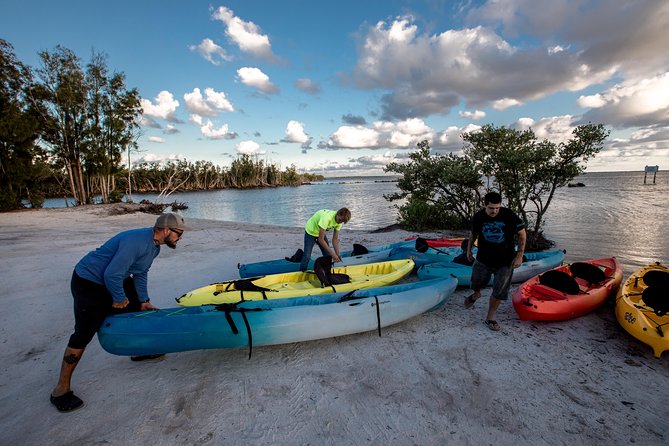 Sunset Kayaking - Wildlife Refuge (Titusville) - Tips to get the best glow (without overthinking it)