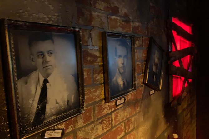 The Asylum Escape Room - Inside the Oakridge Lunatic Asylum: How the Game Unfolds in 60 Minutes