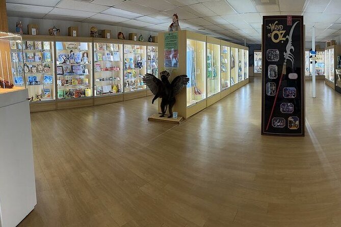 Wizard of OZ Museum tour - How the QR tour and scavenger hunt turn browsing into a mission